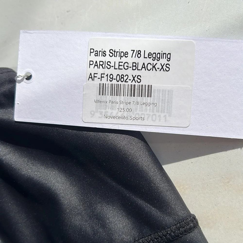 AllFenix Leggings! (NWT)